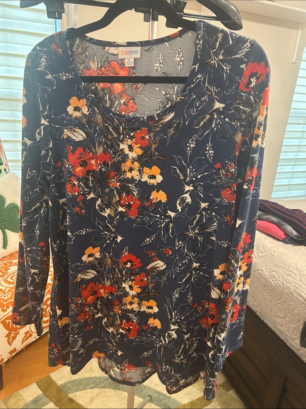 LuLaRoe Lynnae Navy Floral Tunic with Red and Gray Blooms